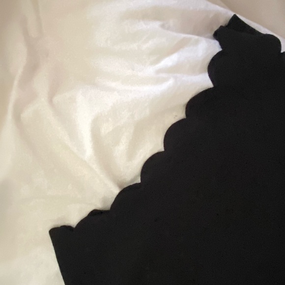 SHEIN Black Bodysuit with Scalloped Detail - Picture 5 of 5